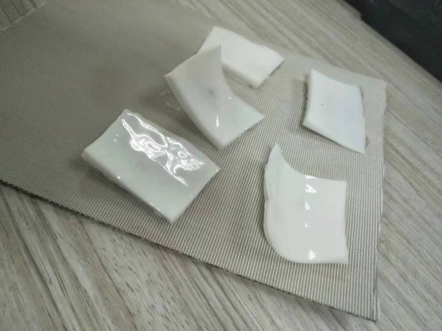 硅膠粘腈綸布試樣試驗(yàn)測(cè)試