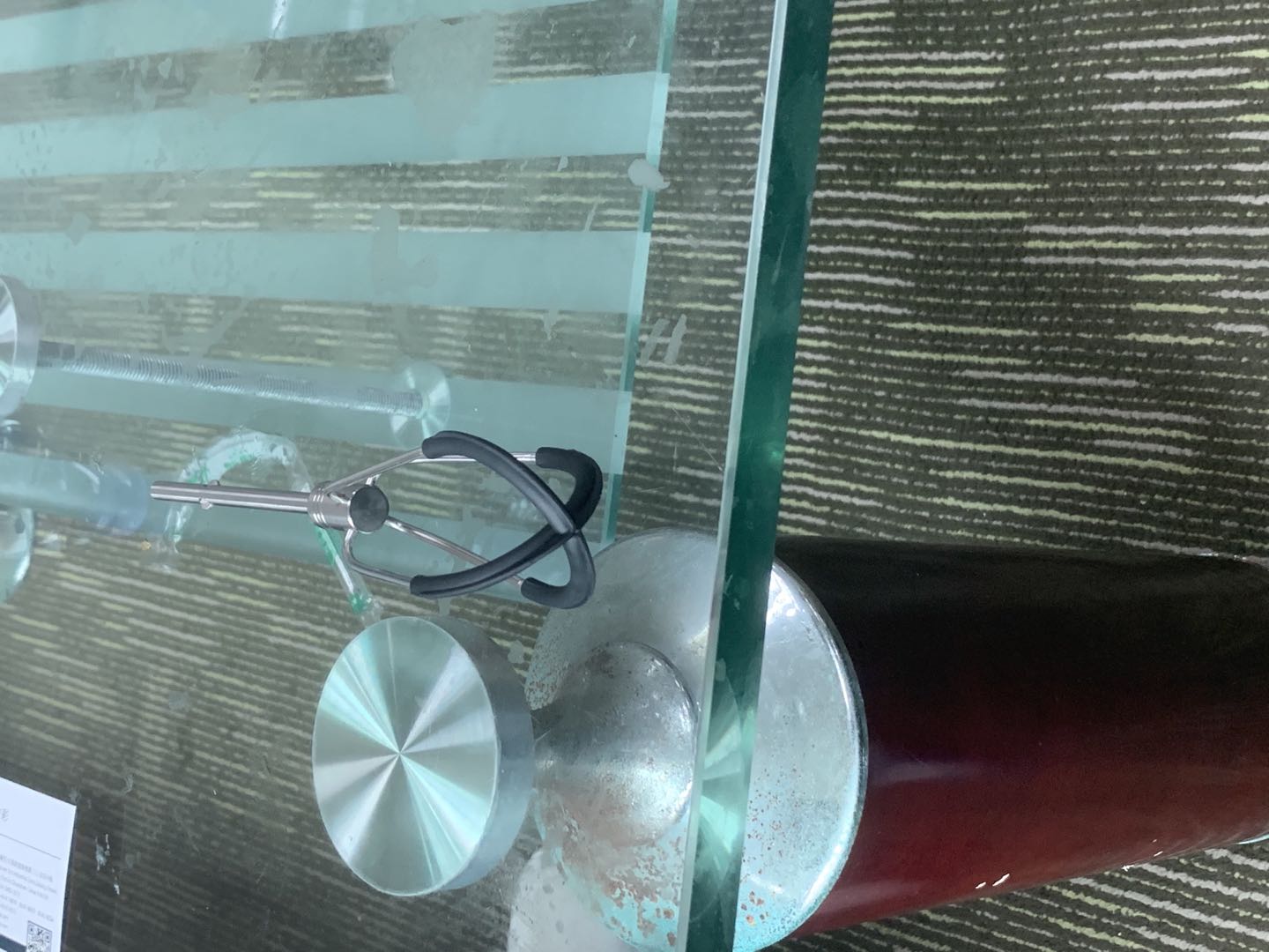 硅膠粘接金屬膠水.jpg